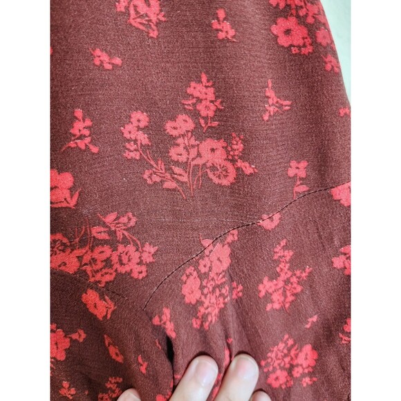 Free People Skirt Size 4 Maroon Floral Ruffle Hem Mini Drop Waist Boho Rayon - Picture 3 of 10